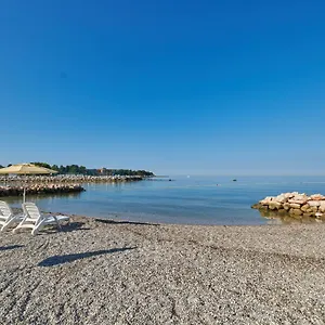 Stella Maris Mobile Homes 4*, Umag Kroatië