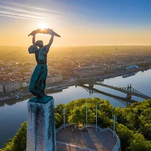 Kristal Gellert Hill Hotel Budapest