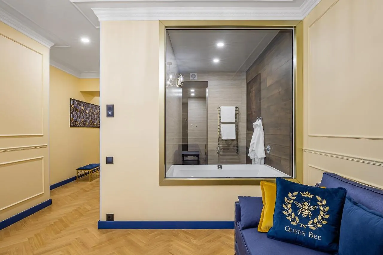 Hotel Queen Bee Kyiv
