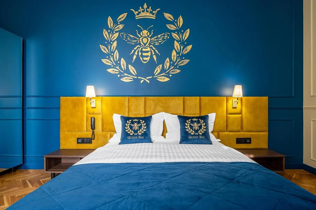 Queen Bee Kiev
