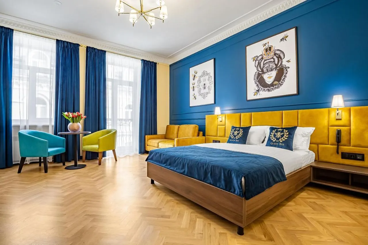 Queen Bee Kiev Hotel