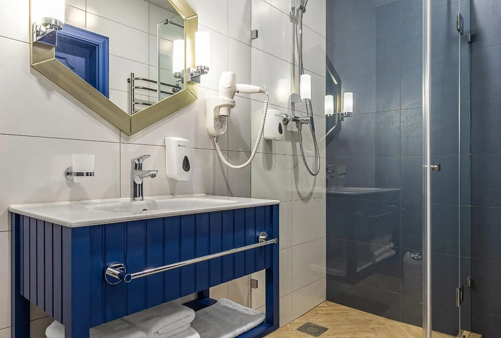 Hotel Queen Bee Kiev